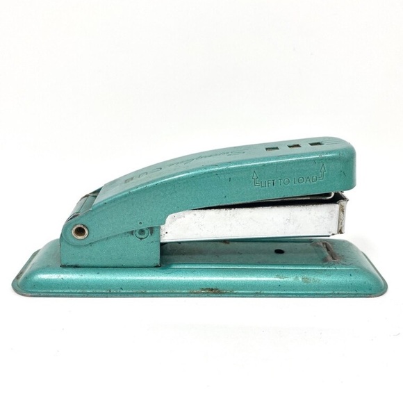 Swingline Cub Stapler - Picture 5 of 16